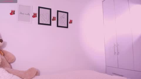 Insta DannaBlueX  online show from November 27, 6:32 pm