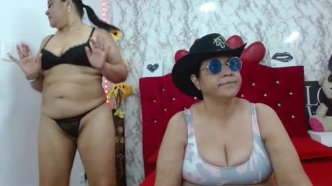 dannalanegra2 online show from October 7, 6:38 pm