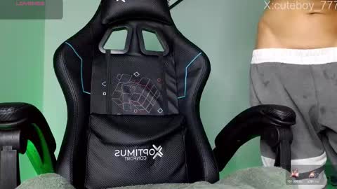 Danny online show from November 7, 10:04 am