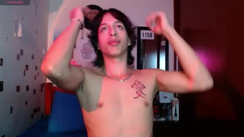 Snapshot of danny__phantom chatting on January 5, 6:55 pm phantom555 online show from January 5, 6:55 pm