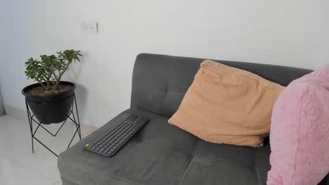 danny_and_lara online show from November 11, 6:08 pm