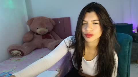 danny_cam1423 online show from April 14, 4:02 pm