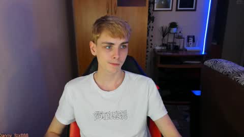 Snapshot of danny_fox888 chatting on September 9, 5:01 pm Daniel online show from September 9, 5:01 pm