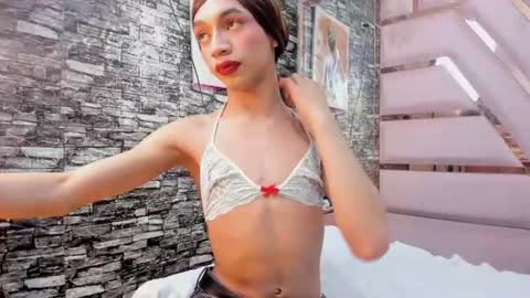 Snapshot of danny_lux chatting on July 14, 3:11 am Danny online show from July 14, 3:11 am