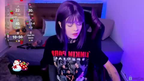 Snapshot of dannyblersack chatting on November 18, 9:19 pm dannyblersack online show from November 18, 9:19 pm