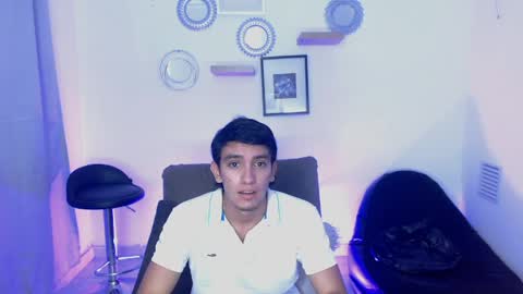 Snapshot of dante_18cm chatting on May 17, 12:52 am Dante online show from May 17, 12:52 am