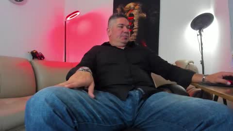 Snapshot of dante_bellini chatting on December 20, 12:12 pm dante_bellini online show from December 20, 12:12 pm