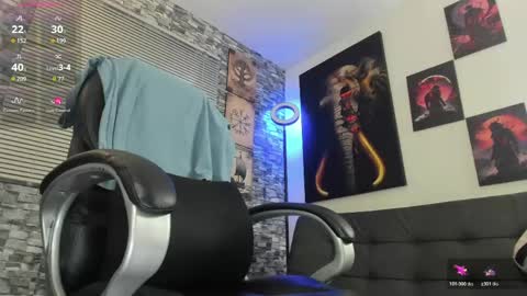 Snapshot of dante_bellini chatting on April 30, 6:14 pm dante_bellini online show from April 30, 6:14 pm