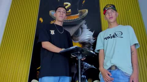 dante_brown1 online show from October 25, 9:31 pm