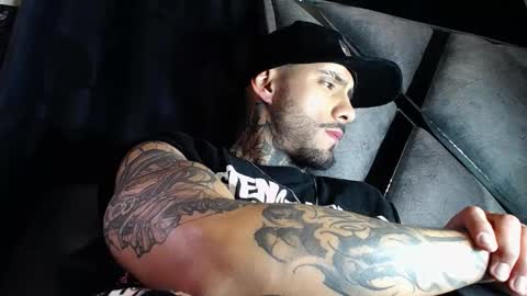 dante_d_angelo_ online show from February 19, 8:21 am