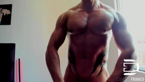 Snapshot of dante_franco chatting on November 12, 5:13 pm dante_franco online show from November 12, 5:13 pm