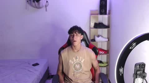 Snapshot of dante_lord chatting on October 23, 5:07 am Dante online show from October 23, 5:07 am