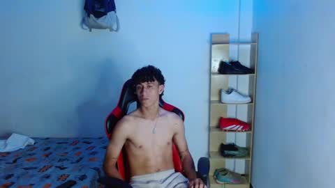 Snapshot of dante_lord chatting on November 6, 3:51 am Dante online show from November 6, 3:51 am