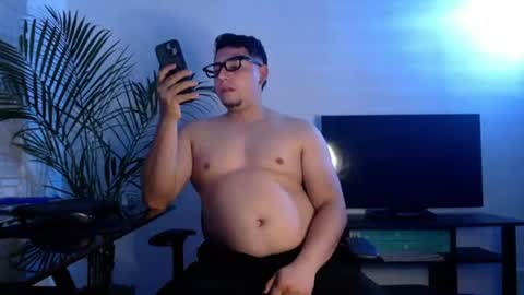  A L E J A N D R O  online show from July 1, 11:26 pm