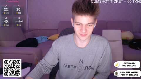 Daniel online show from December 11, 9:01 pm