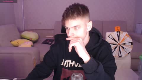 Daniel online show from December 23, 9:29 pm