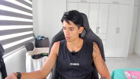 X Dante7373574 online show from March 23, 10:47 pm