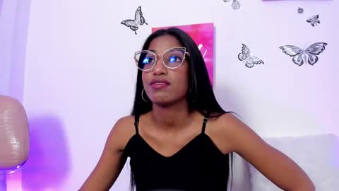 Snapshot of dany_brownie chatting on February 17, 6:20 am hi im DanyBest Squirter here on cb online show from February 17, 6:20 am