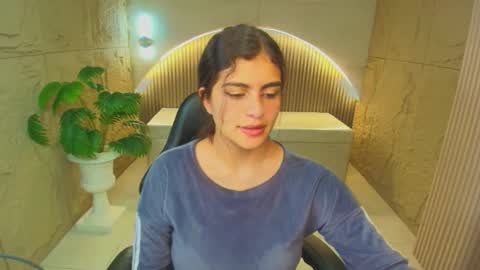 Dany online show from December 18, 1:28 pm