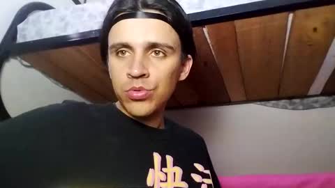 Snapshot of danylano chatting on November 3, 8:54 pm Daniel online show from November 3, 8:54 pm