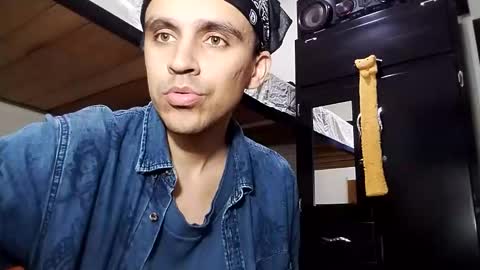 Snapshot of danylano chatting on February 1, 9:57 pm Daniel online show from February 1, 9:57 pm