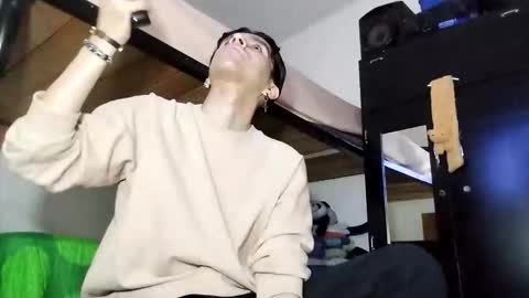 Snapshot of danylano chatting on February 25, 9:13 pm Daniel online show from February 25, 9:13 pm