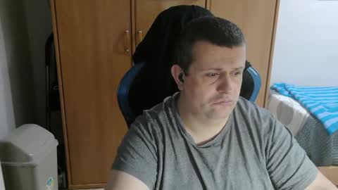 danysanchez1981 online show from February 12, 11:11 pm