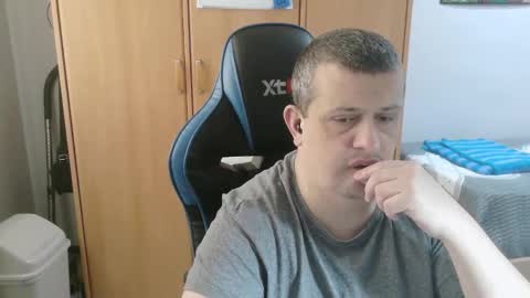 danysanchez1981 online show from March 25, 10:43 am