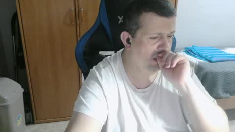 danysanchez1981 online show from March 30, 9:27 pm