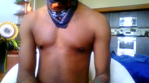 Snapshot of danzuko chatting on February 11, 6:02 pm Danzuko online show from February 11, 6:02 pm