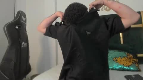 dao_hollow online show from November 20, 9:14 pm