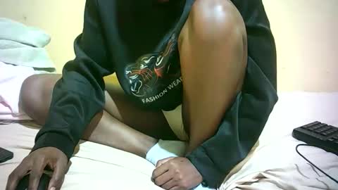 daphne online show from March 27, 11:54 am