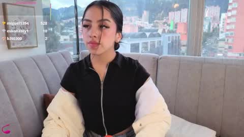 Snapshot of daphne_chers chatting on May 20, 9:32 pm daphne_chers online show from May 20, 9:32 pm