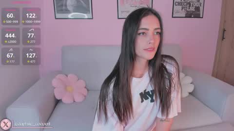 daphne_cooper1 online show from February 20, 12:51 am