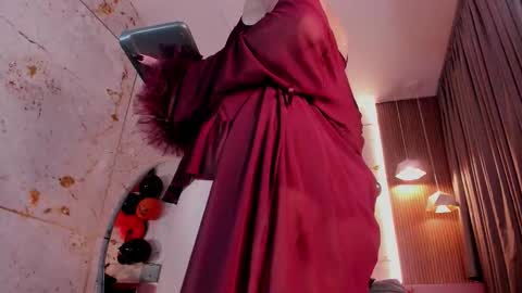 Daphne online show from October 29, 1:41 am