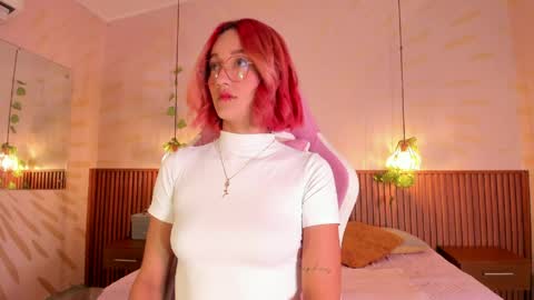 Daphne online show from April 19, 3:06 am