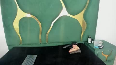 daphne_culeht online show from April 21, 8:55 pm