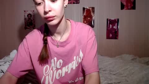 Daphne Darkthorn online show from April 10, 8:41 am