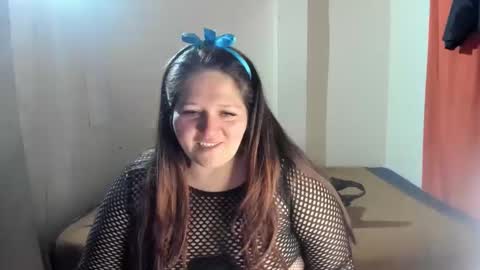 Snapshot of daphnegirlsexxy chatting on December 15, 5:01 am daphnegirlsexxy online show from December 15, 5:01 am