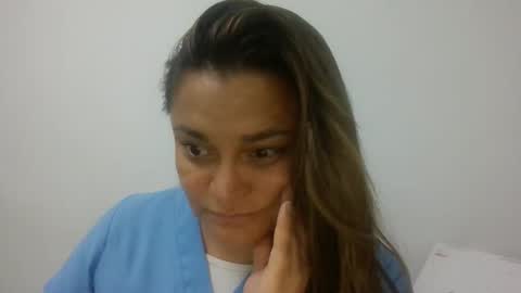 Snapshot of dapnne24 chatting on February 9, 7:29 pm dapnne online show from February 9, 7:29 pm