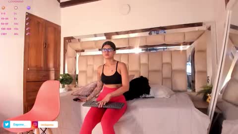 Daphne online show from October 16, 12:50 pm