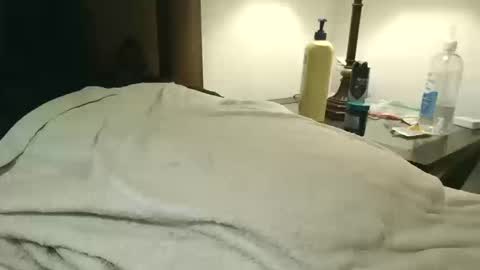 dapppper online show from March 13, 1:01 am