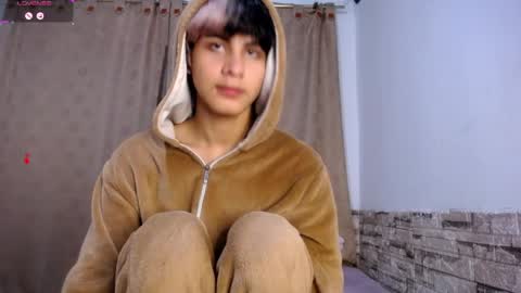 DARA online show from April 9, 11:32 pm