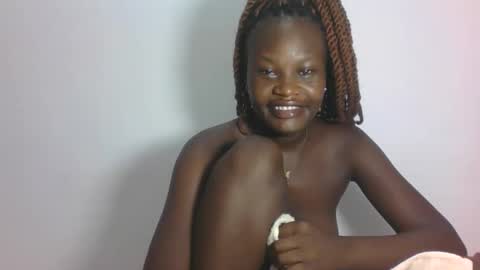 Snapshot of darberry21 chatting on February 19, 3:13 am ESTHER online show from February 19, 3:13 am