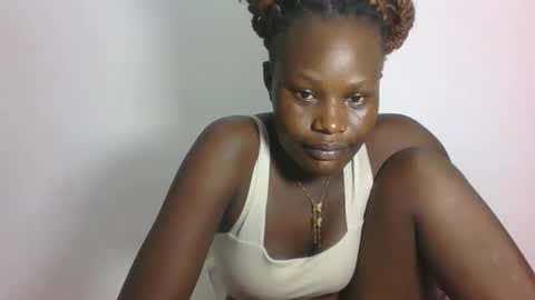 Snapshot of darberry21 chatting on March 1, 6:43 pm ESTHER online show from March 1, 6:43 pm