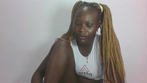 ESTHER online show from May 30, 7:27 am