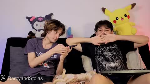 darcy_and_stolas online show from April 5, 7:49 am