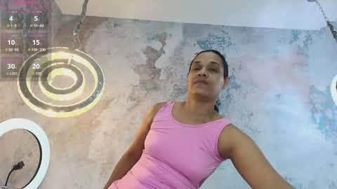 darcymoore_ online show from September 29, 12:32 pm