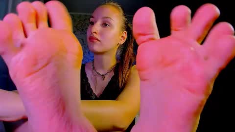 Snapshot of darcysiren chatting on November 10, 8:35 am Darcy Siren online show from November 10, 8:35 am