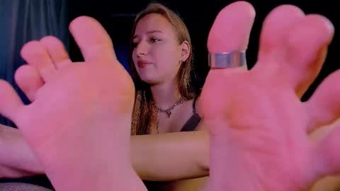 Snapshot of darcysiren chatting on November 25, 10:04 am Darcy Siren online show from November 25, 10:04 am